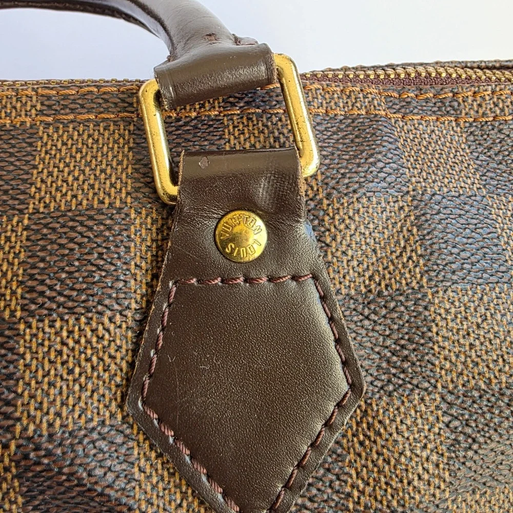 Authentic LOUIS VUITTON Speedy 35 in Damier Ébène